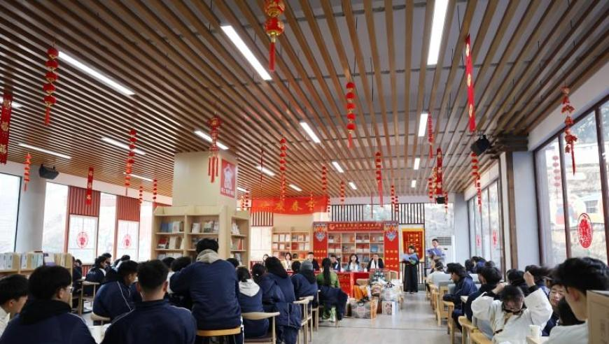 香港最准最快资料红姐论坛精准一肖开奖结果,亚冬会观众席上才艺了,最新核心解答落实_优选版V13.24